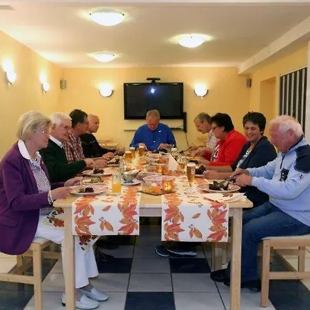 Restaurant-pension Buergerhof 宾馆 *