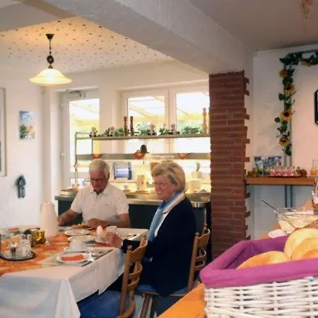 宾馆 Restaurant-pension Buergerhof *