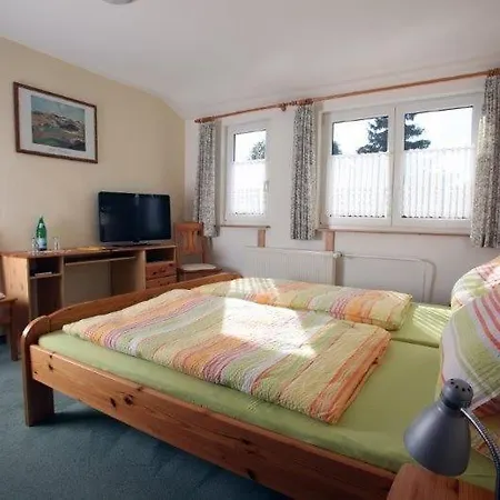 Restaurant-pension Buergerhof 巴德茨韦斯滕